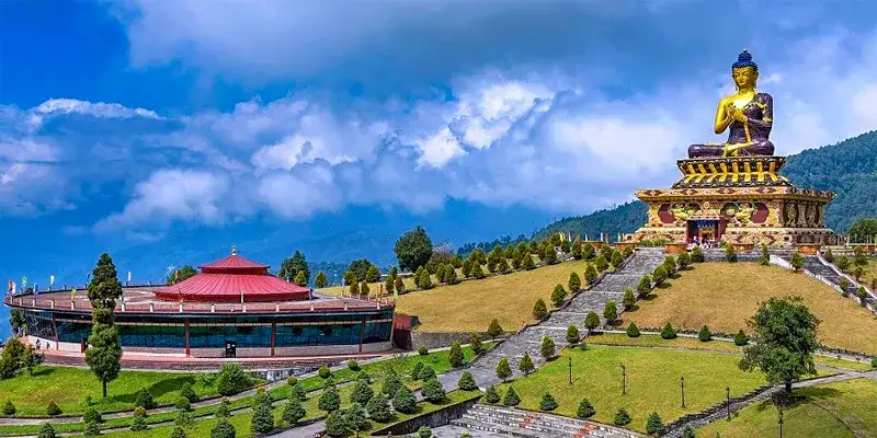 Gangtok, Pelling & Darjeeling Tour Package